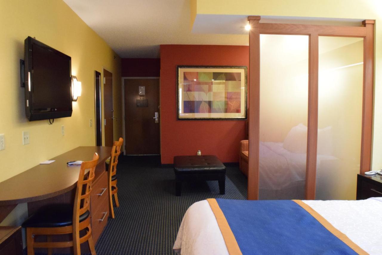 Inn At The Finger Lakes Auburn Exterior foto